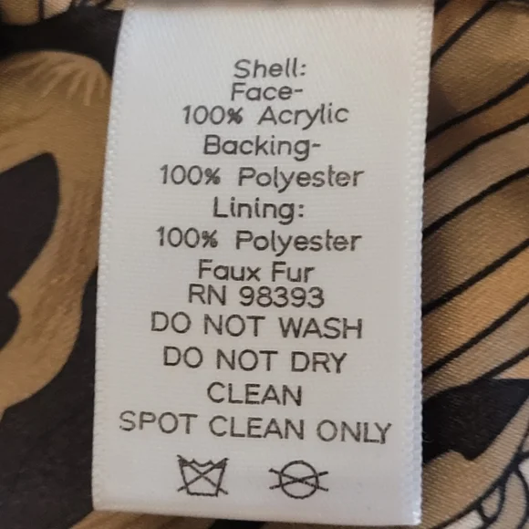 Dennis by Dennis basso Mid Length Faux Fur Coat Size Medium - Picture 7 of 9